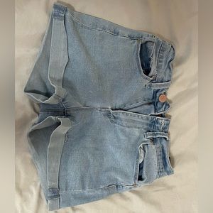 Jean shorts idr what brand, size small